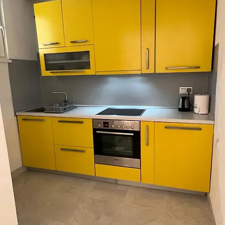 Sena Center Apartment *
