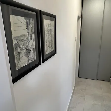 Apartman Sena Center