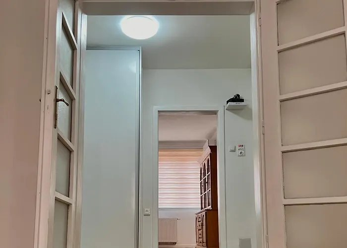 Sena Center Apartment *